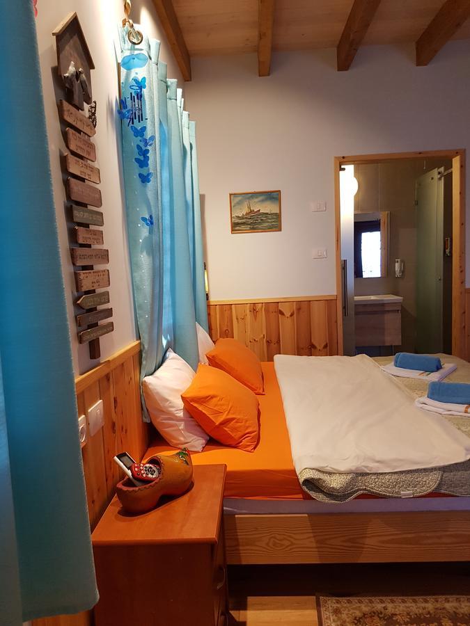 The Butterflies Wood House Villa Reshafim Екстериор снимка
